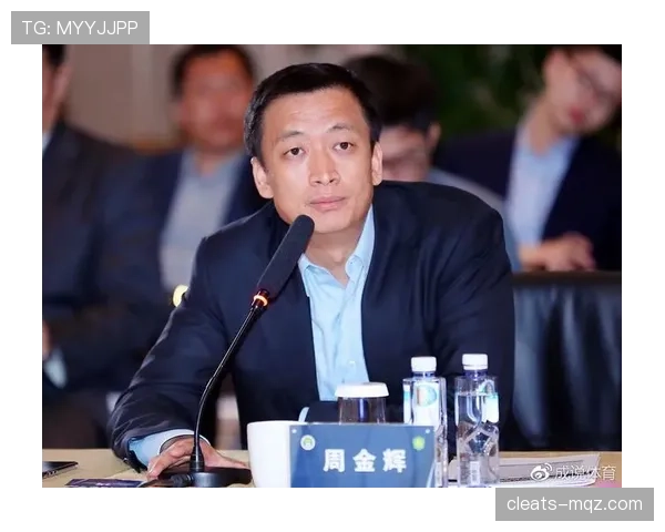 瓦伦西亚客场连败引发主帅信任危机 管理层紧急召开闭门会议